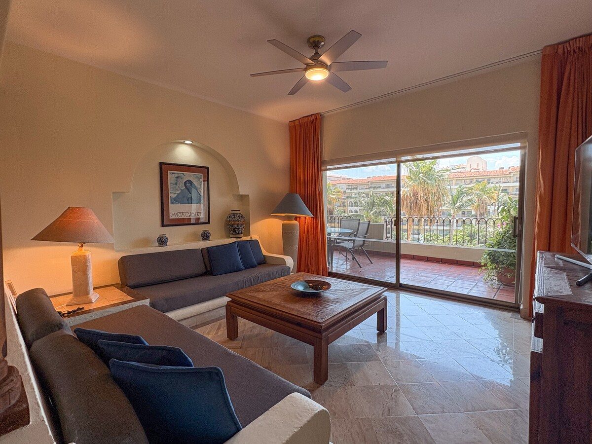 Living and dining area